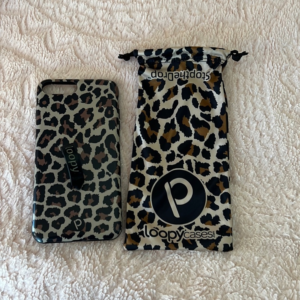 Leopard Loopy Case for an iPhone 8 Plus